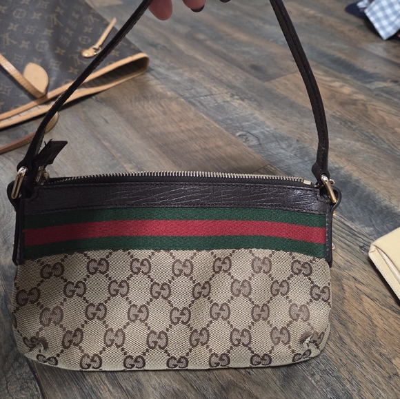 GUCCI Sherry Line GG Pattern Hand Bag - Picture 2 of 8